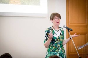 Explaining about Accessible Tennis
